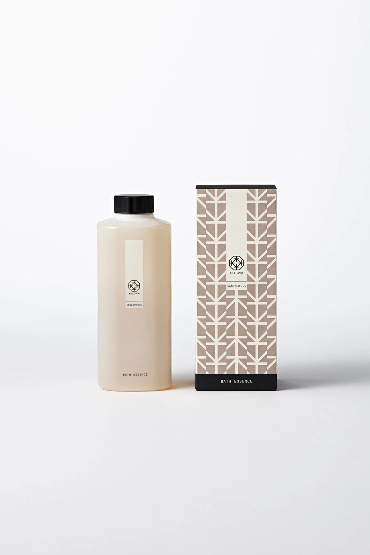 BATH ESSENCE SANDALWOOD 500mL